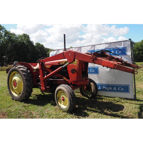 186 - David Brown 990 implematic tractor, with loader. Runs and drives. Reg ACC953B.