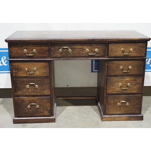 158 - Oak pedestal desk 48x31