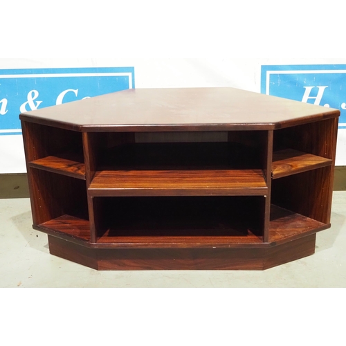 108 - Mid century style corner unit 21x42