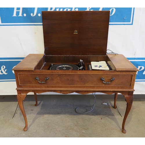 75 - Dynatron record player