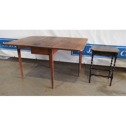 119 - Oak gateleg table 49 x 36 1/2 and Oak coffee table on barley twist legs