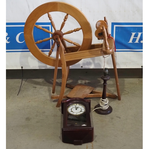 116 - Spinning wheel, wall clock and table lamp