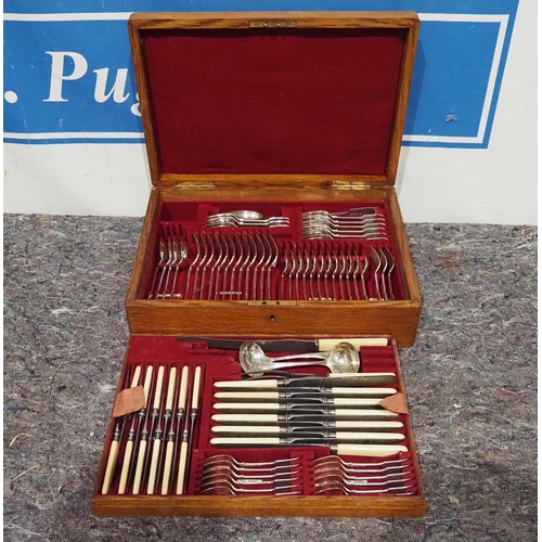 245 - Silver plate cutlery set in oak case