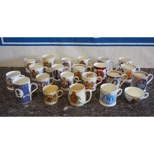 227 - Large quantity of Royal Commemorative mugs