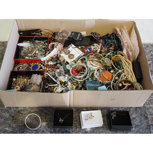 396 - Assorted costume jewellery, silver bangle and some silver items