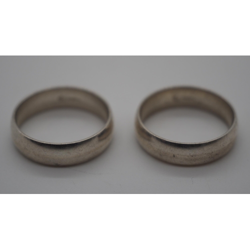 334 - 2- Silver rings, approx 12g