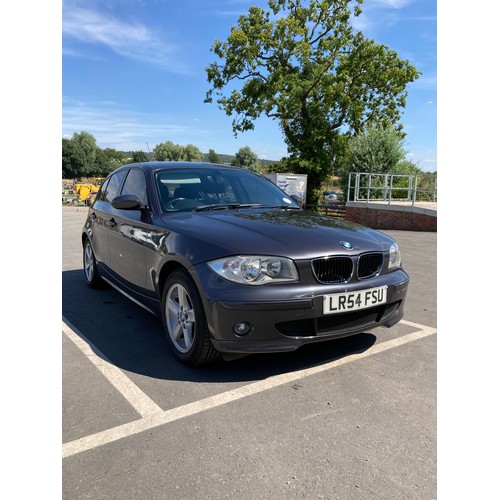 1565 - BMW 116I se. 2004. Runs and drives, 149512 miles. MOT till 07/08/23. Reg LR54FSU. V5