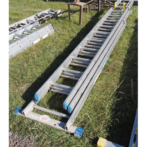 683 - Aluminium extending roofing ladders