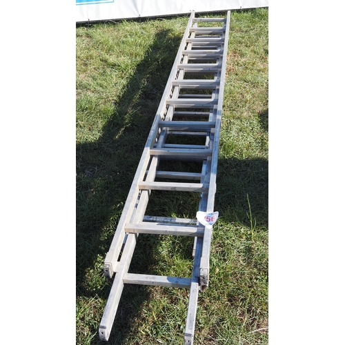 756 - Aluminium extending ladder