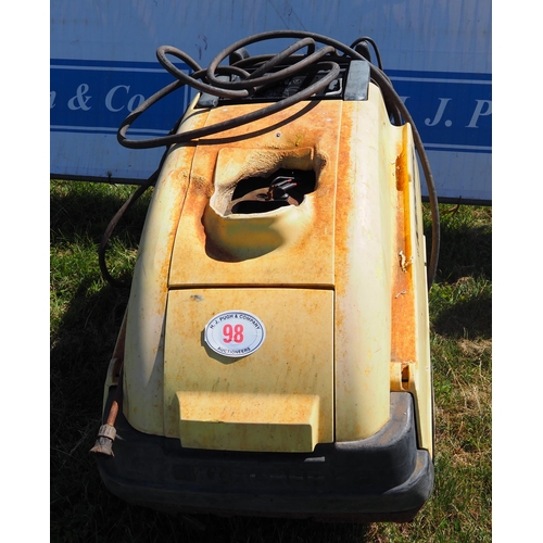 98 - Karcher pressure washer