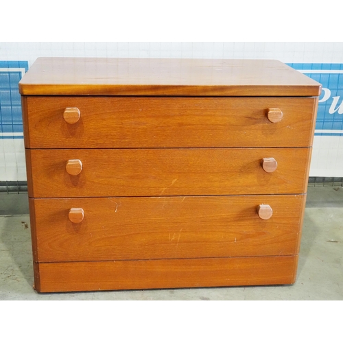 504 - Stag mid-century style chest of 3 long graduated drawers 26x32