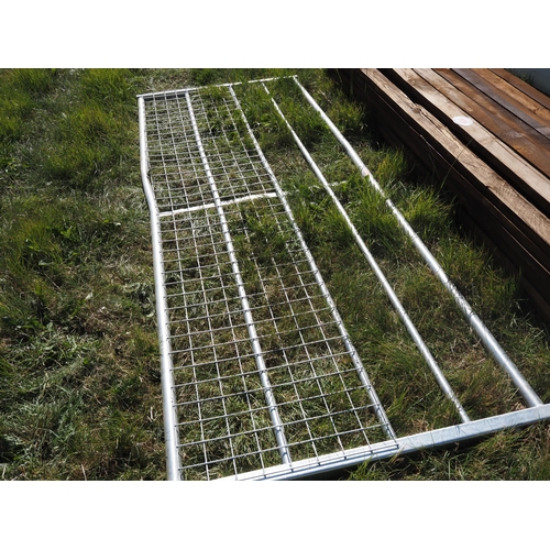 1138 - Galvanised mesh gate 12ft