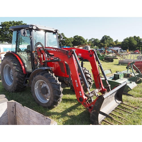 1241 - Massey Ferguson 3645 tractor. only showing 352 hours. Massey Ferguson 916 loader, fork, bucket and b... 