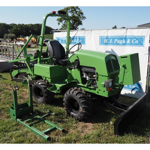 1247 - Vermeer trencher. Refurbished, good order, carrier and spare chain. Key in office