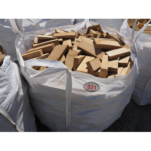 921 - Oak firewood