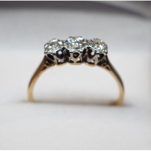 392 - 18ct gold 3 stone diamond ring approx 0.25ct approx 2.3g total weight