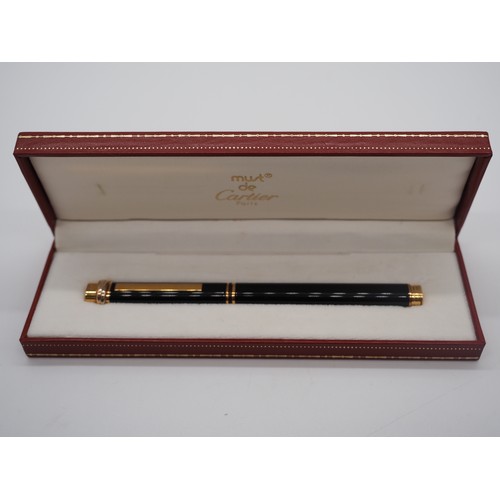 347 - Cartier 'Vendome' oval fountain pen in original box