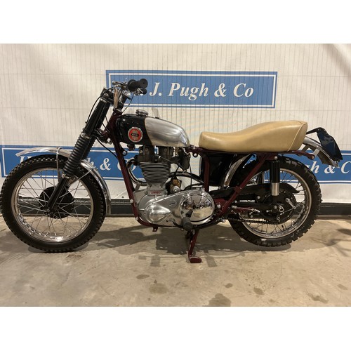 864 - Ariel HS 500 Scrambler. 1955. Runs & rides. Brand new engine and lots of new parts fitted to the bik... 