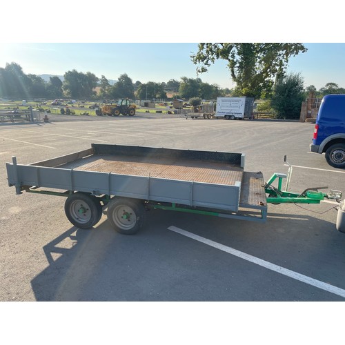 1569 - Trailer 10ft8 long x 6ft8 wide.  Tows well