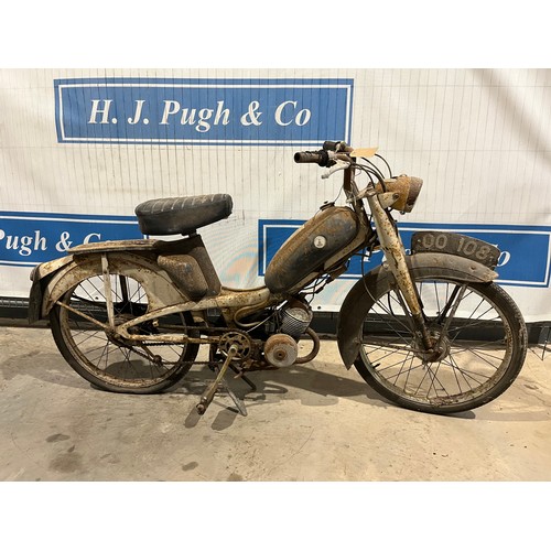 876 - Raleigh 49cc moped. 1961. Good project. Reg. AAS 892. No docs