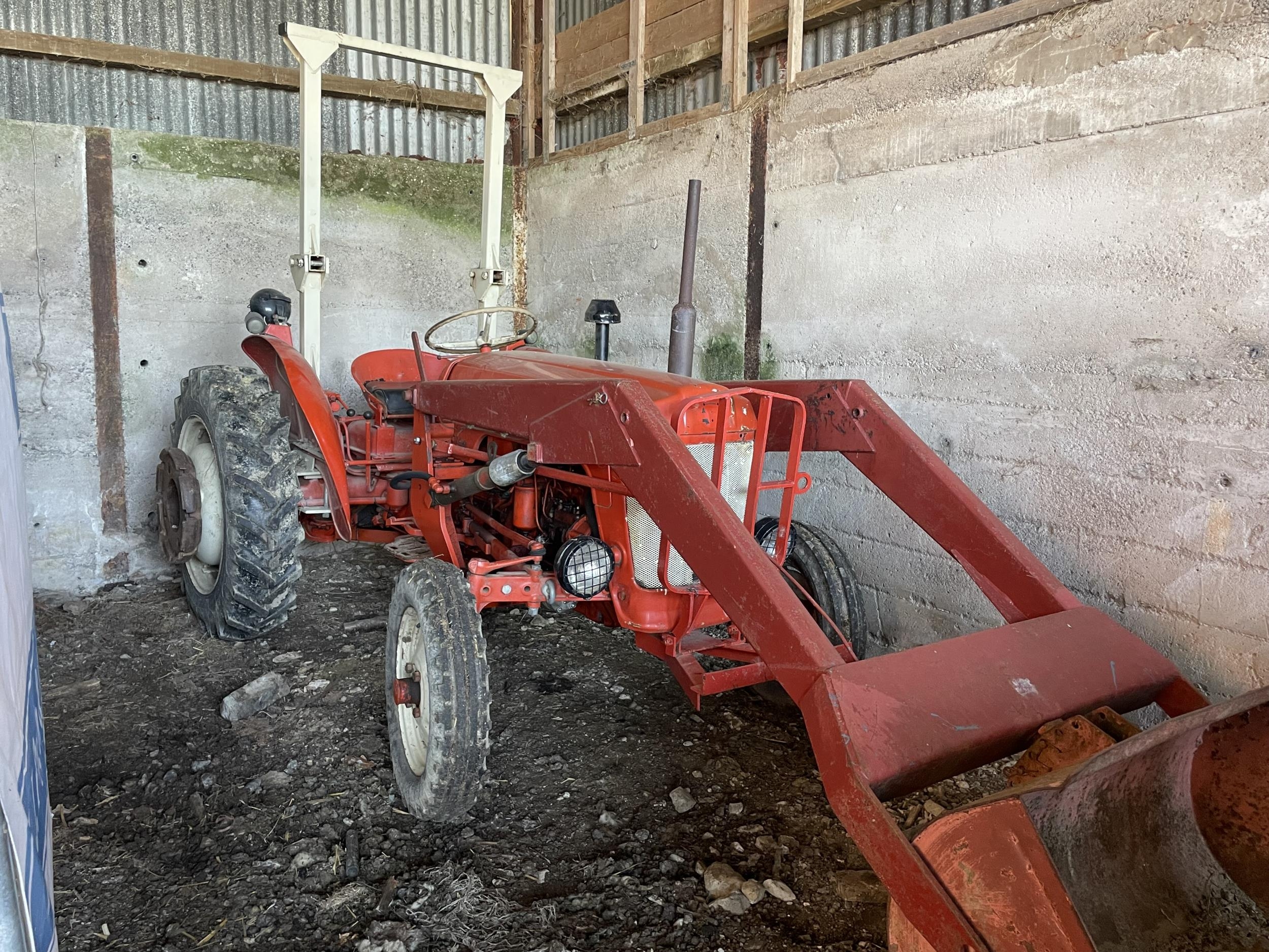 BMC Mini tractor with safety roll bar, loader, bucket, fork, rear wheel