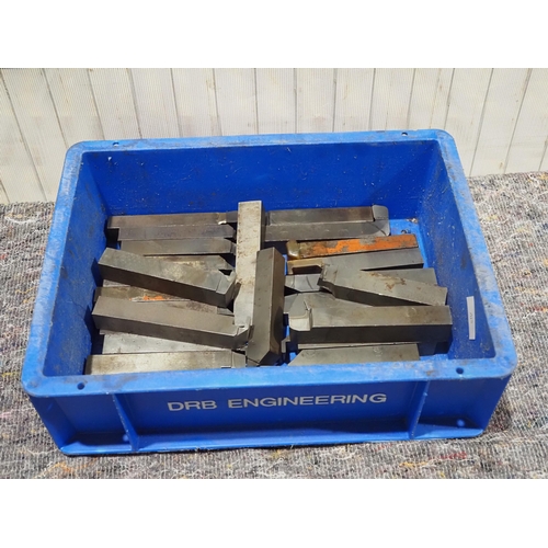 392 - Box of medium sized brazed tooling