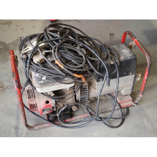 466 - Honda 13hp welder generator set with leads