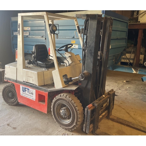 100 - Nissan EH02 A25 diesel forklift, sn 002315