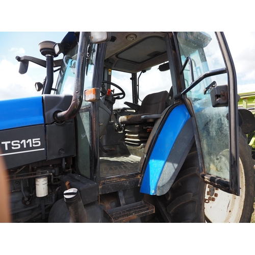 346A - New Holland TS115 tractor. Runs and drives. Tidy tractor. Reg Y133 HTA. V5