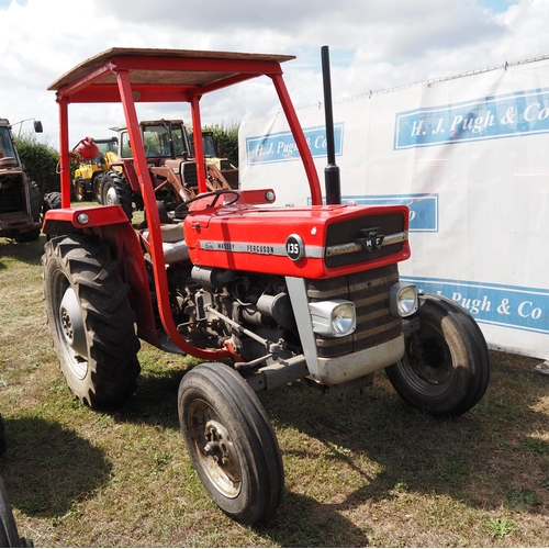 354 - Massey Ferguson 135 tractor. Runs and drives. SN-18306. Reg OOD 206M. V5