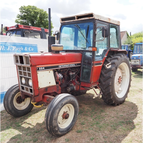 366 - International 884 tractor. SN-18184Z. Runs. Reg DFO 751W. V5