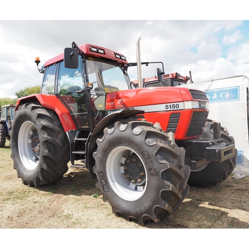 369 - Case International 5150 Power Shift tractor. Immaculate condition. Runs and drives. Reg P97 WWS. V5