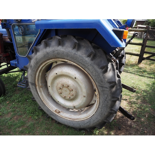 373 - Leyland 262 tractor. c/w Loader. SN- 18063Z. Runs