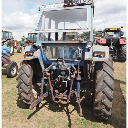 374 - Leyland 272 tractor. c/w Loader. SN-15024Z. Reg TEG815S. Runs. Breaks need attention. V5 Applied for