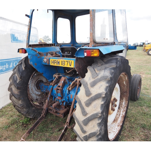 407 - Ford 4600 tractor. Runs. Reg HAW187V. V5