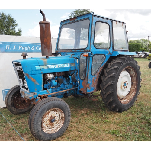 407 - Ford 4600 tractor. Runs. Reg HAW187V. V5