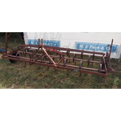 167 - 8ft Spring tine cultivator