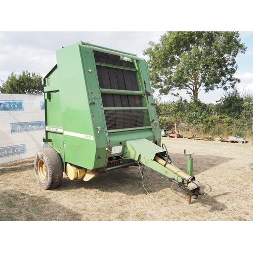 186 - John Deere 550 round baler