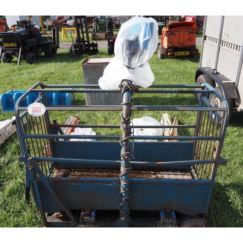 1953 - Sheep scales, electric weigher