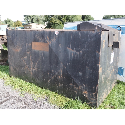 1990 - Metal fuel tank 10ft x 5ft