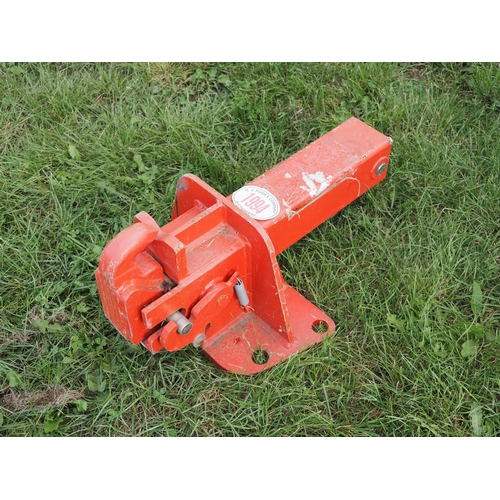 1994 - Hydraulic pick up hitch