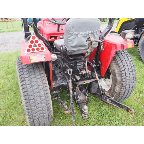 2051 - 2007 Siromer 304 4WD compact tractor with loader, bucket and roll bar, working order. Key in office