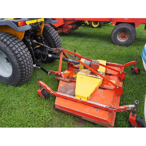 2052 - JCB 335HST compact tractor, roll bar and topper. Showing 1333 hours. Key in office