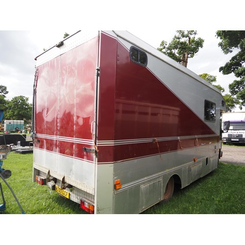 2256 - Ford Iveco Cargo horse lorry, runs and drives. Reg. H227 GCF. Keys in office. V5