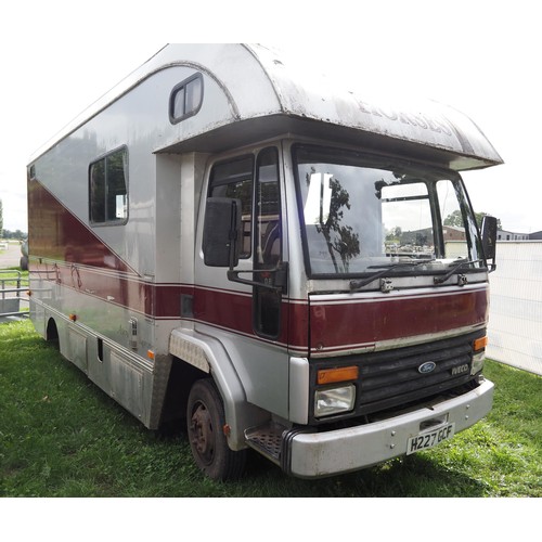 2256 - Ford Iveco Cargo horse lorry, runs and drives. Reg. H227 GCF. Keys in office. V5