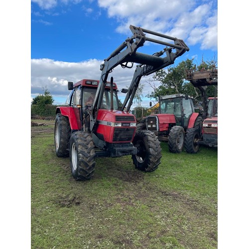 442 - Case International 5130 tractor. Runs. c/w Howard loader. Reg L262 UWP. V5 Applied for