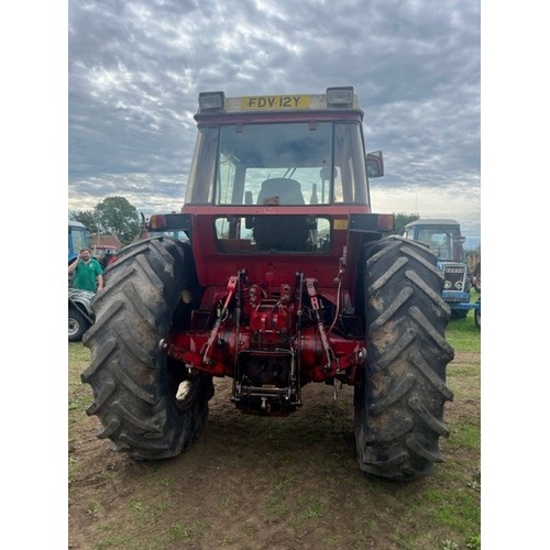 437 - International 956XL Tractor. Runs. Reg FDV 12Y. V5