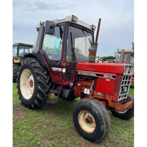 446 - International 685XL tractor. Runs. Reg DJO 96Y. V5