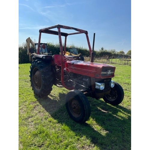 385 - Massey Ferguson 135 tractor. 1971. 4633 hours recorded. Runs, needs attention. Goodyear tyres, power... 