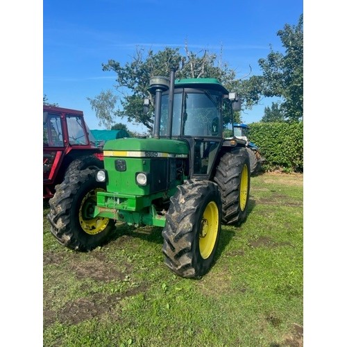 448 - John Deere 2650 tractor. Runs. Good rear tyres. 13694 hours showing. Reg F144 GAM. V5